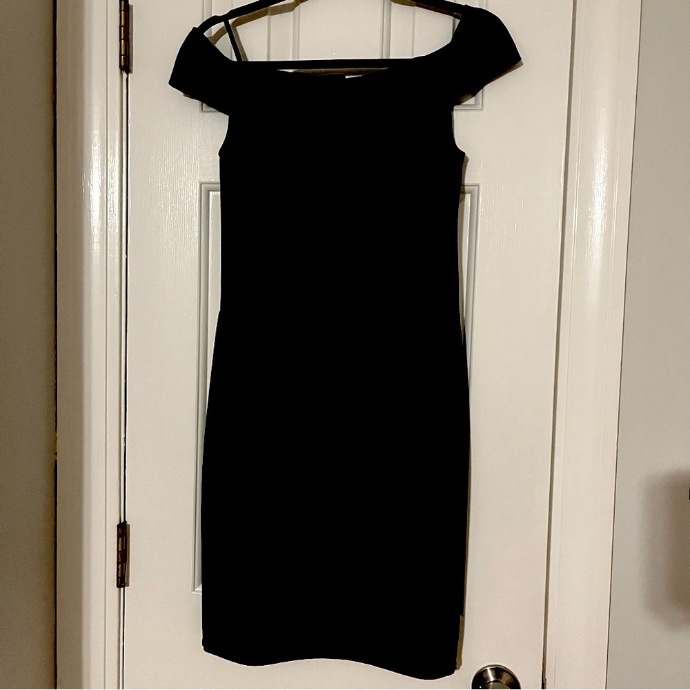 Halston | off shoulder Black Dress